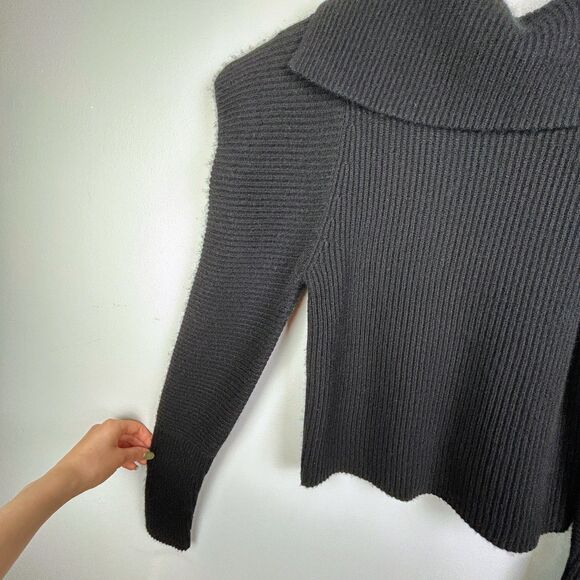 A.L.C. Maura Sweater Statement Puff Shoulder Black Ribbed Turtleneck Cashmere XS - Picture 5 of 13